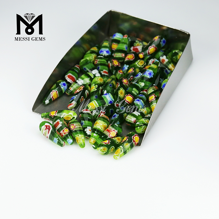 grüne Farbe Tropfenform Murano Frostglasperle Millefiorie