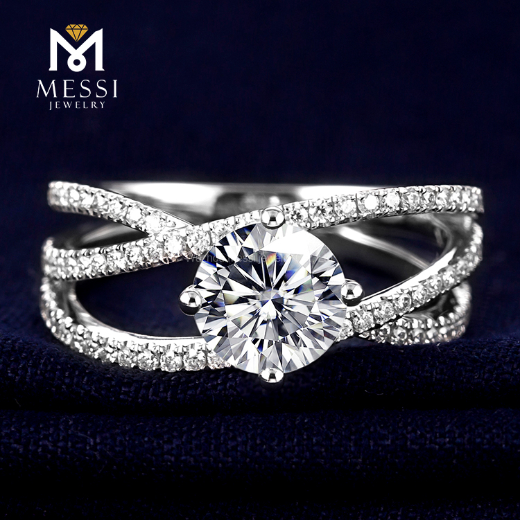 neueste Designs drehen 14 Karat Gold solide Moissanite Diamant-Ehering für Frauen