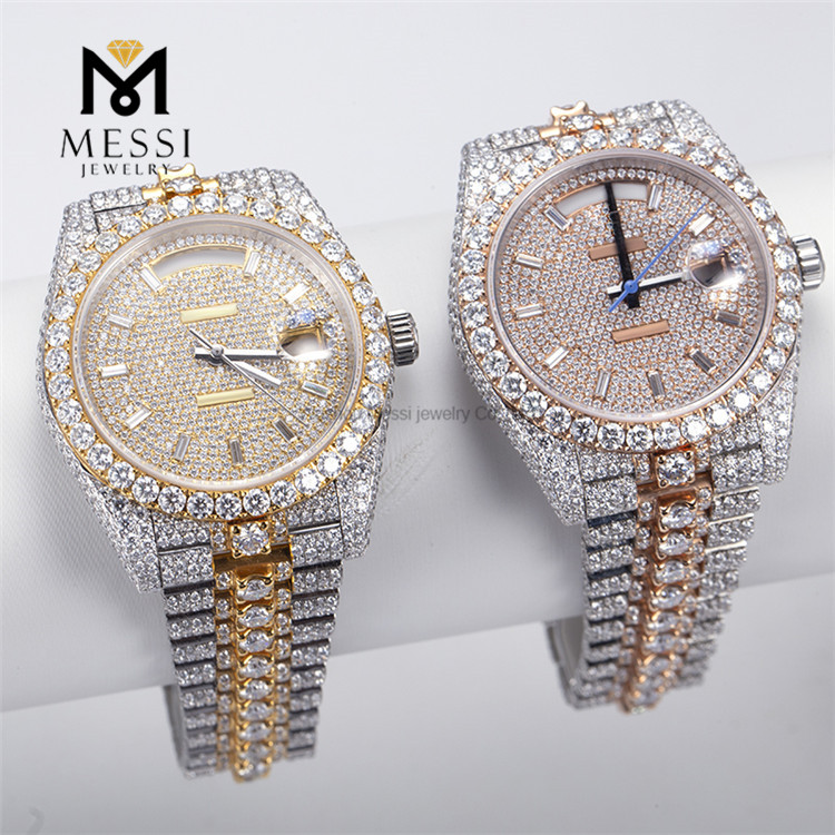 Maßgeschneiderte luxuriöse 925er Silber Iced Out VVS Herren-Moissanit-Uhr